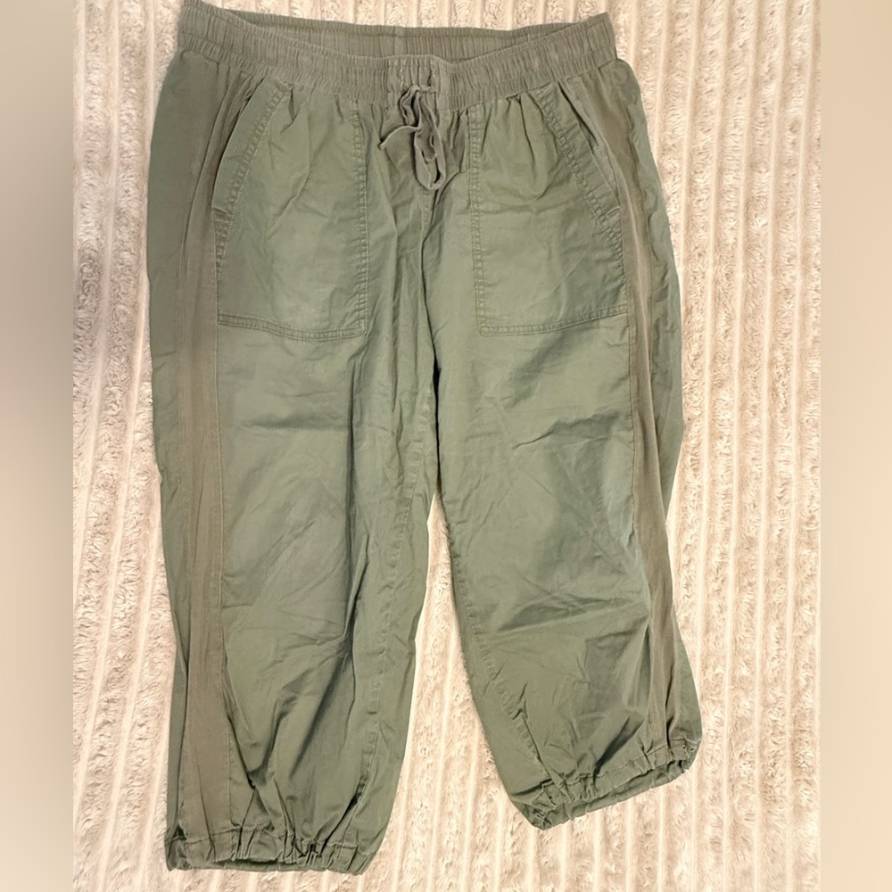 Lane Bryant Army Green Relaxed Capri Pants